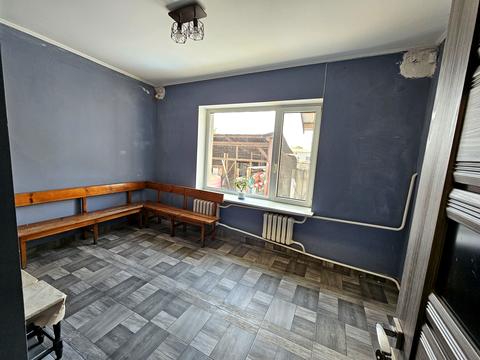 комерційна за адресою Конякіна вул., 13