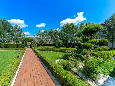 дом по адресу Велика Набережна, 13