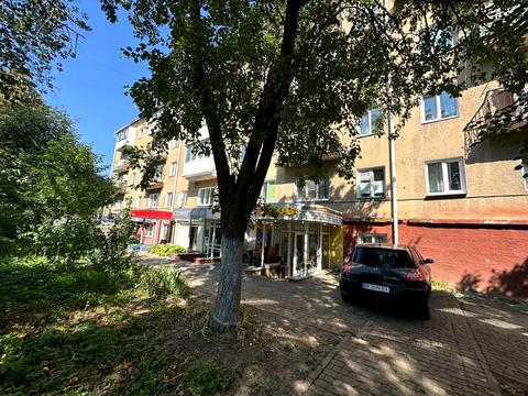 комерційна за адресою Рівне, Степана Бандери вул., 33а