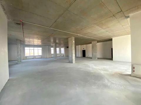 комерційна за адресою Лугова вул., 9