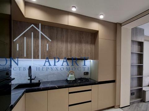 квартира за адресою Молодіжна вул., 10