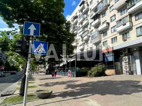 квартира за адресою Велика Васильківська вул. (Червоноармійська), 85/87