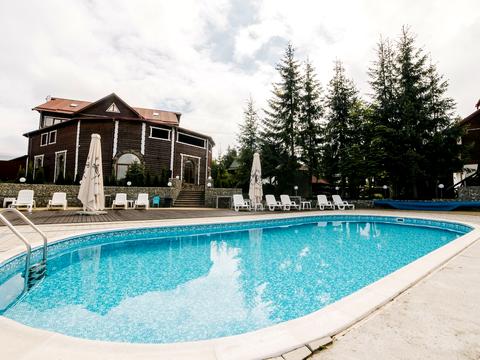 коммерческая по адресу с. Яблоница, Степана Бандери, 30