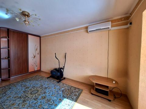 квартира за адресою Каштанова вул., 3