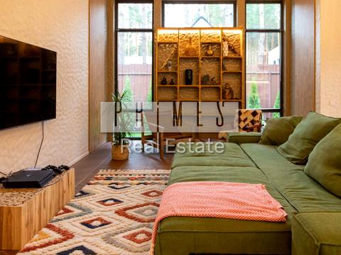 будинок за адресою Набережна вул.