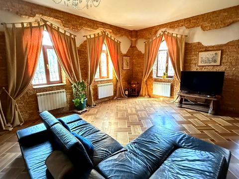 дом по адресу Гиляровского ул. (Гіляровського)