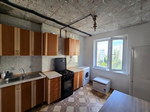 квартира за адресою Космонавтів вул., 146а