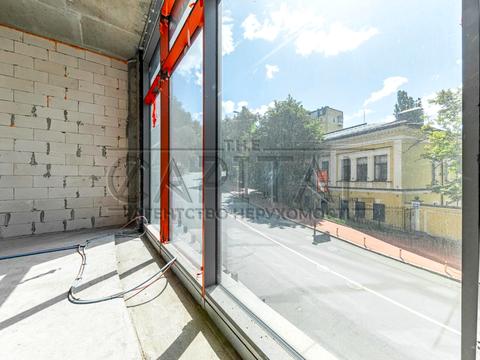 комерційна за адресою Лютеранська вул., 14в