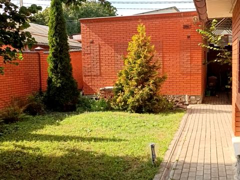 будинок за адресою Самоцвітна вул. (Сахалінська)