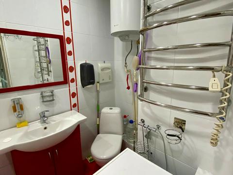 квартира за адресою Академіка Корольова вул., 50
