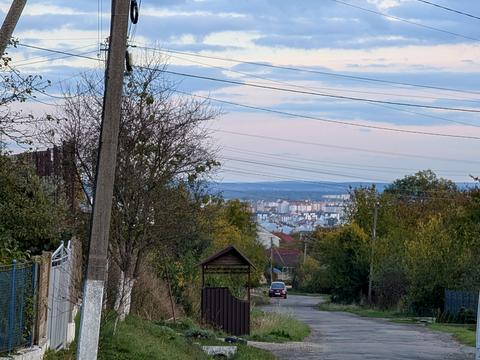 участок по адресу с. Угринов, Независимости ул.
