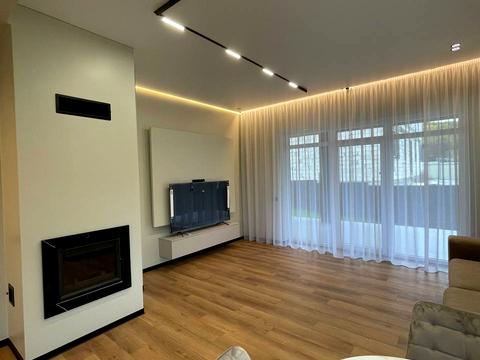 будинок за адресою Центральна