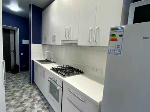 квартира за адресою Героїв Небесної Сотні просп., 18