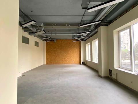 комерційна за адресою проспект Л. Українки, 54 А