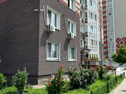 комерційна за адресою Софії Русової вул., 5-Б