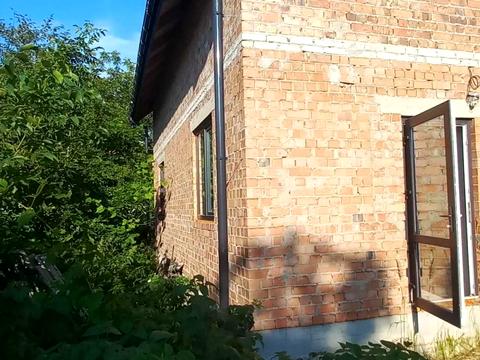 будинок за адресою Івасюка вул.