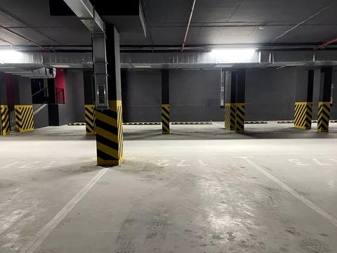 паркомісце за адресою Юліана Пелеша вул., 3 к8