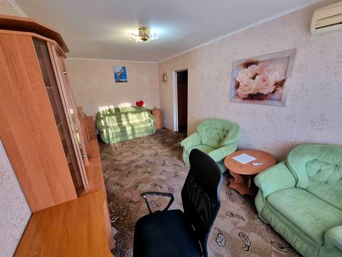 квартира по адресу Дмитрия Апухтина ул., 25