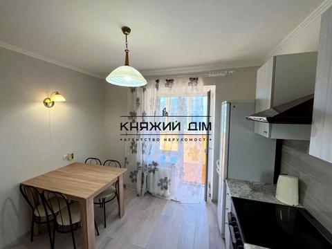 квартира за адресою Драгоманова вул., 44-А