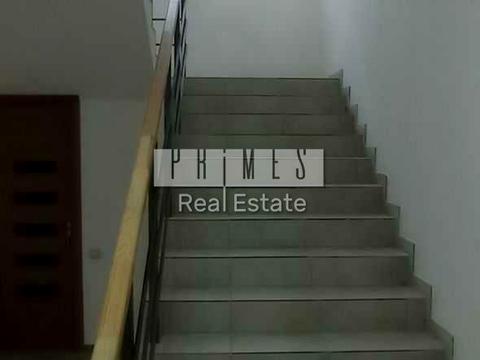 комерційна за адресою Старокиївська вул., 5