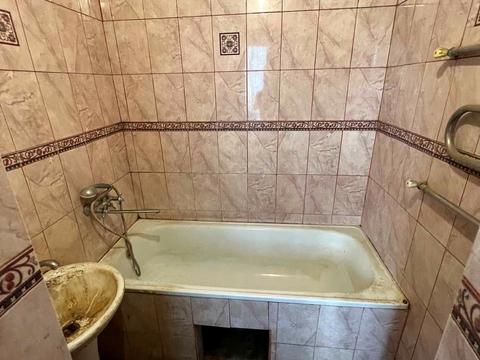квартира за адресою Тримбовецька, 49
