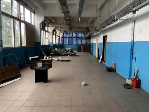комерційна за адресою Базавлуцька вул., 107