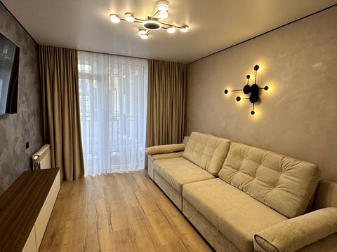 квартира за адресою Юліана Пелеша вул., 8