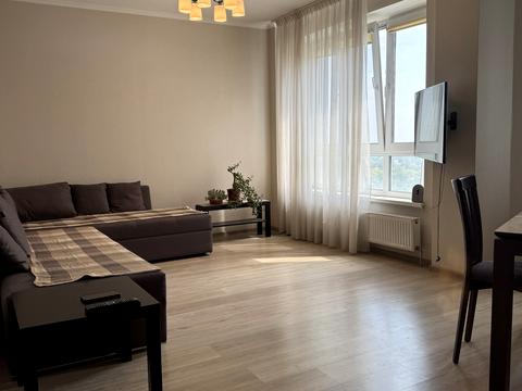 квартира за адресою Академіка Глушкова просп., 9-В