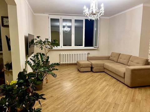 квартира за адресою Срібнокільська вул., 1