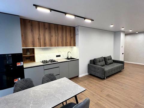 квартира за адресою Степана Бандери вул., 79