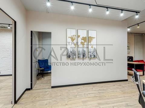 коммерческая по адресу Голосеевская ул., 13