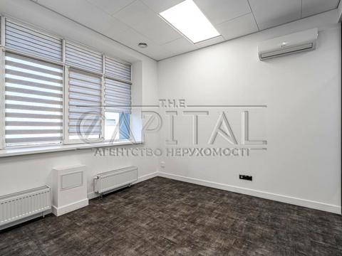 комерційна за адресою Михайла Максимовича вул. (Онуфрія Трутенка), 8