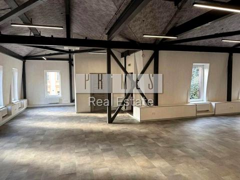 коммерческая по адресу Ивана Франко ул., 28