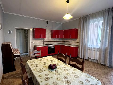 будинок за адресою Рівненська