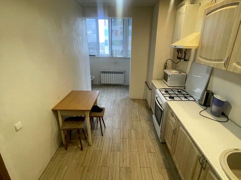 квартира за адресою В'ячеслава Чорновола вул., 48