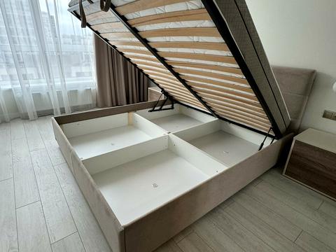 квартира по адресу Олександра Олеся ул., 2-В