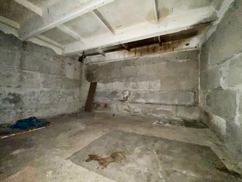 комерційна за адресою Жуковського вул., 32