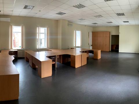 комерційна за адресою Нетіченська вул., 25