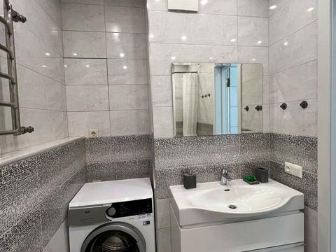 квартира за адресою Срібнокільська вул., 1