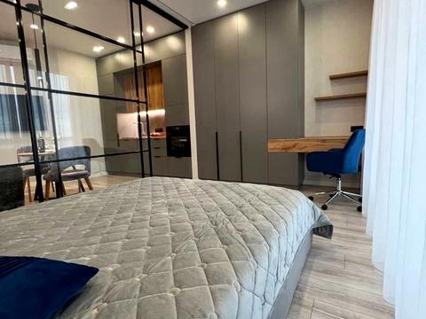 квартира за адресою Набережна Перемоги вул., 7