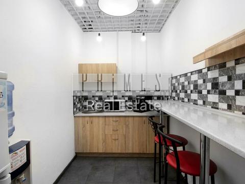 коммерческая по адресу Кирилло-Мефодиевская ул., 2а