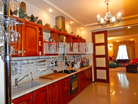 будинок за адресою 126-та Садова вул.