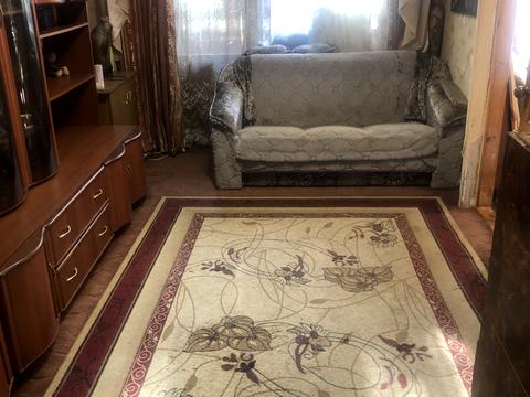 квартира за адресою Салютна вул., 5