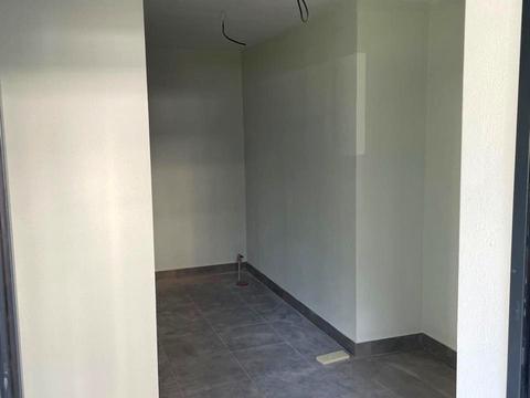 комерційна за адресою Трускавецька вул., 2