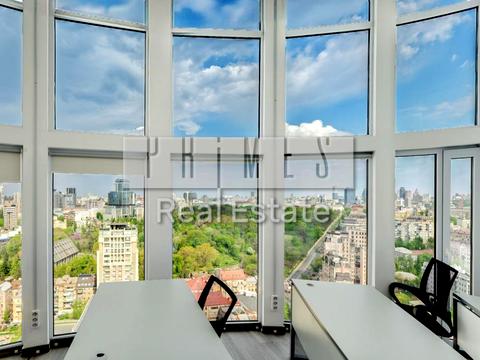 комерційна за адресою Саксаганського вул., 121