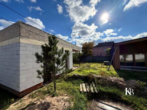 будинок за адресою смт. Обухівка, Чарівна