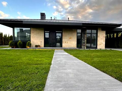 дом по адресу Іванковичі