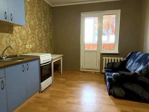 квартира за адресою Милославська вул., 12