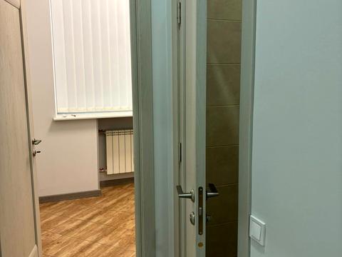 комерційна за адресою Тарасівська вул., 16