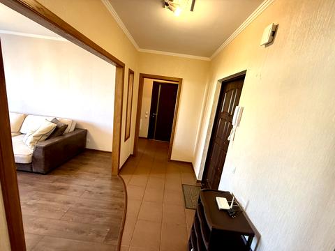 квартира за адресою Ревуцького вул., 21